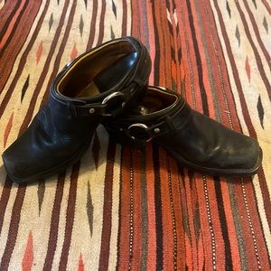 Frye Black Belted Harness Mule Women’s 8